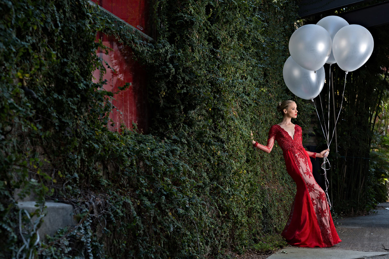 fashion photography woman with balloons